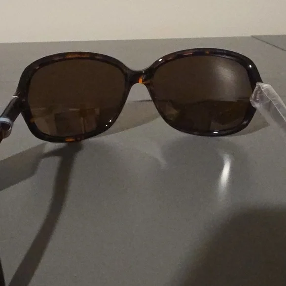 OSCAR by OSCAR DE LA RENTA NWT Tortoise Polarized Sunglasses $_12.JPG?set_id=880000500F main image 3